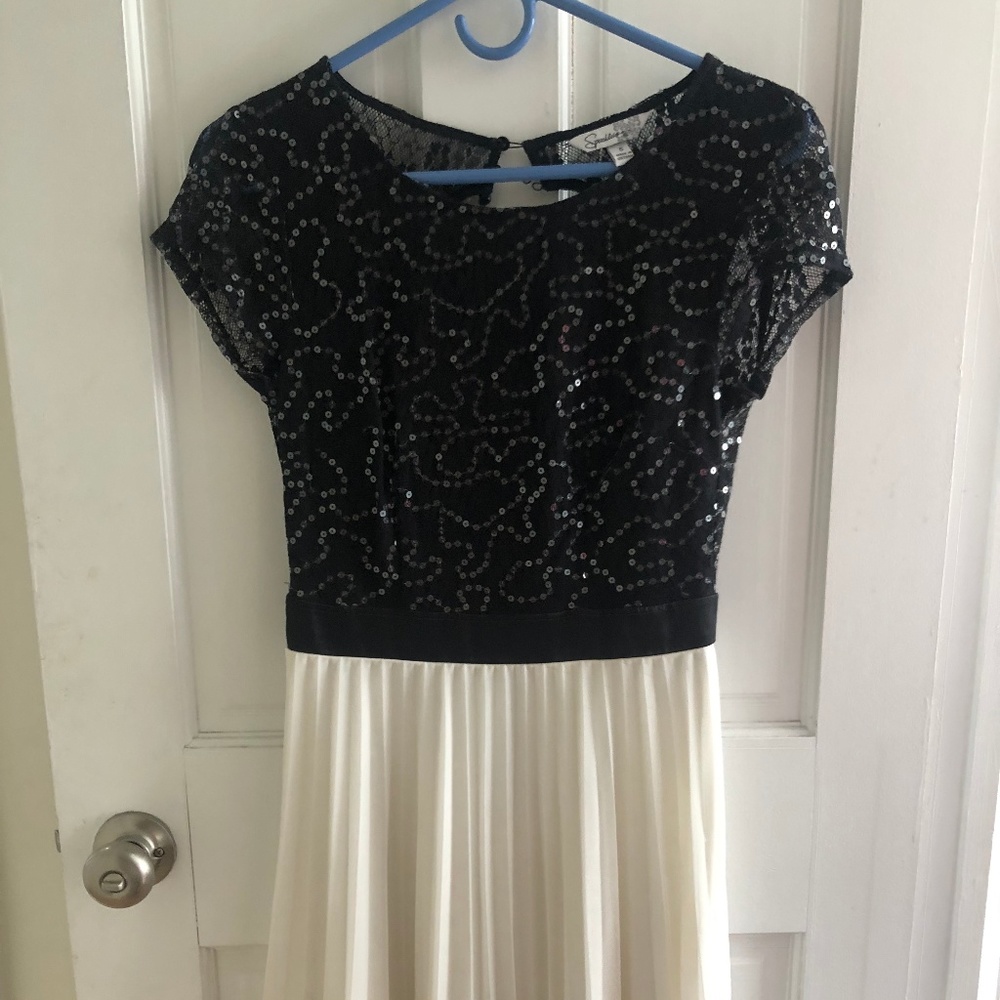 Black and White mini dress